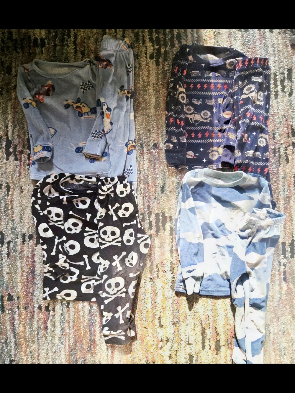 Plush 2T pajama set - Carters abd Cat&Jack